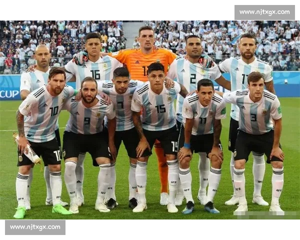 阿根廷双星闪耀美乙！帕雷德斯、迪巴拉获赠迈阿密 FC 专属球衣